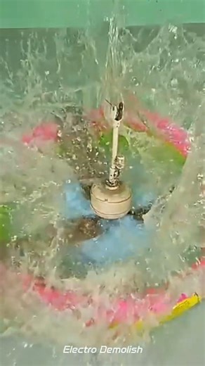 Ventilador de teto caindo na piscina com água e me molhou #pietronatel Fan Kipasangin Kipas Angin