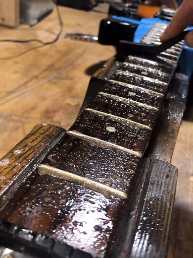 Guitar Fretboard Cleaning Guide