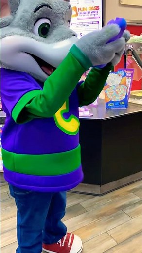 Chuck E Cheese Me & My Monkey doesn’t wear any pants squish monkey monki #chuckecheese