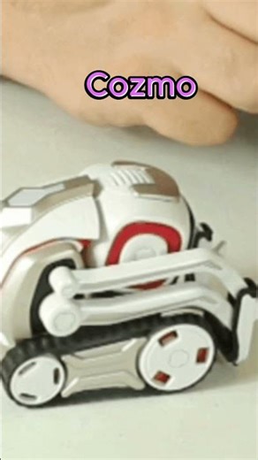Can Cozmo shows emotions? #cozmo #unboxing #ai #robotics #robot #cozmorobot #ankicozmo #shorts #usa