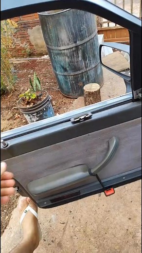 automatic windows 😎 #viralreels #reelsviral #buildingtips #craftsmanship #howto #diy | How is it Done