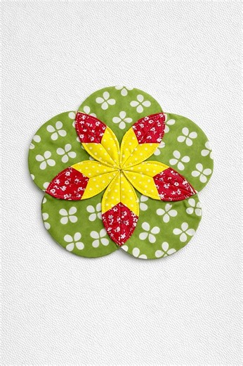 DIY Flower Quilt Coaster #sewing #quilting #diy #creativity | Indah Sewing