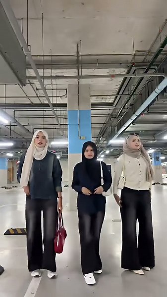 Women's high waist wide leg pants Straight pants Loose long trousers Denim #ShopeeMY #ShopeeHaul