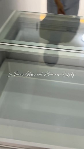 What you can imagine, we can build. 🤝 #vanitymirror #cabinetwithvanity #aluminumcabinet #homedesign #homedeideas #bagdisplay #displaycabinet #aluminumworks #tatartomas #followersreelsfypシ゚viralシfypシ゚viralシal #highlight | Tomas Glass Aluminum