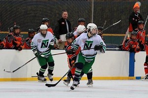 New Trier Hockey Club Begins Season in New League