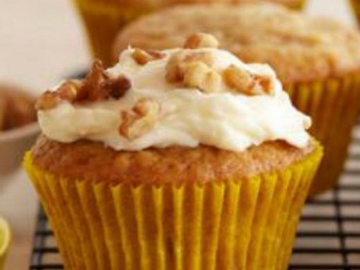 Giada's Banana Muffins