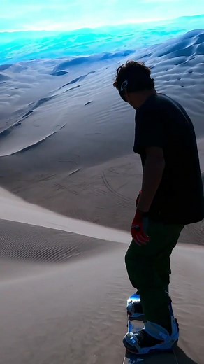 2.9M views · 8.8K reactions | Sand Boarding In Chile Looks So Much Fun朗 . (  @calcagnosandboard IG) .#UNREEL #EXTREME #Sandboarding #Chile #Sandboard #Dunes #Adventure #Freeride | UNREEL | Facebook