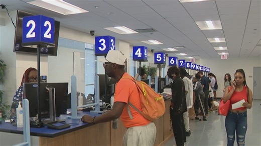 Illinois DMV locations now open earlier to improve service and reduce wait times