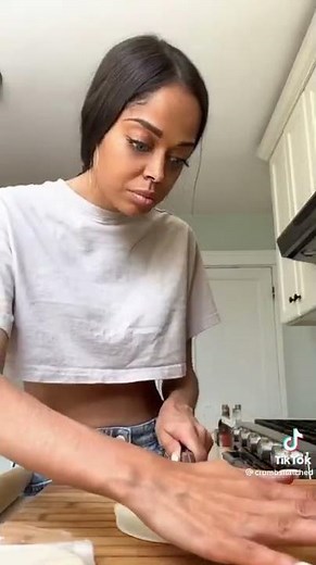 How to Make Popular Cape Verdean Food “Pastels” 👩🏽‍🍳⏲🥟😋
