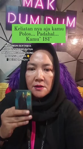2025 hutang anda lunas !! . . . Sejarah #vidotografi � dimulai dengan penemuan dua prinsip penting: yang pertama adalah kamera obscura memproyeksikan gambar, yang kedua adalah penemuan bahwa beberapa zat terlihat berubah oleh paparan cahaya. Tidak ada artefak atau deskripsi yang menunjukkan upaya untuk menangkap gambar dengan bahan sensitif cahaya sebelum abad ke-18. Pemandangan dari jendela di Le Gras 1926 atau 1827, diyakini sebagai foto kamera paling awal yang masih ada. [1] Penambahan reorie