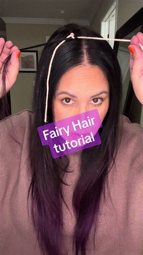 An easy step by step tutorial on putting in hair tinsel using a knot method. #hairtutorial #hairtinsel #hairtinseltutorial #fairyhairtinsel #fairyhair #howtofairyhair #funhair #funhairaccessories #colorfulhair