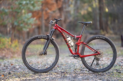 Giant Stance 29 Review | Full suspension fun for less