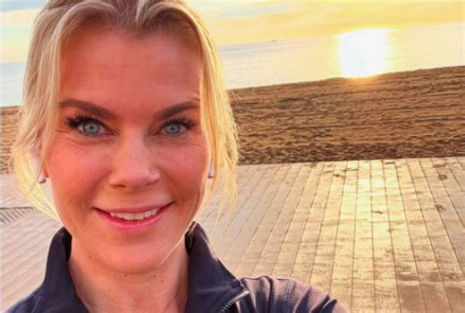 Days Of Our Lives Alison Sweeney Talks The Similarities Between Sami Brady And Hannah Swensen