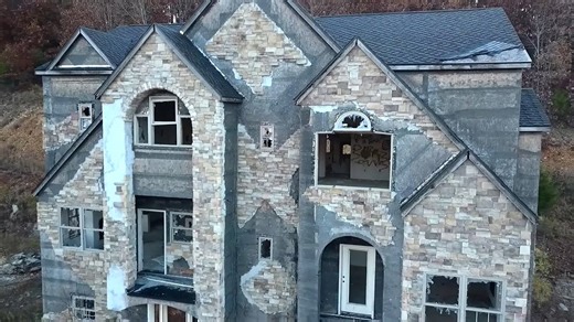 Inside a $1.6 billion abandoned mega resort community