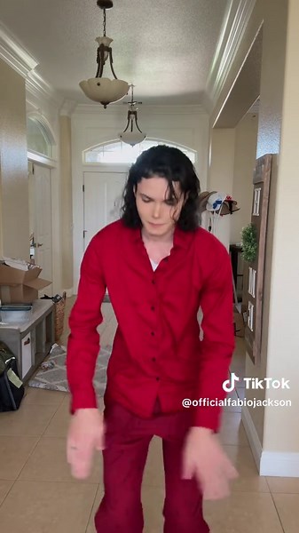 Fabio Jackson (@officialfabiojackson)’s videos with I Aint Got No Panties on on the Dance Flooo - Wax-A-Million