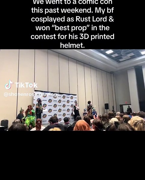 Comic Con Highlights: Best Prop Winner Cosplay