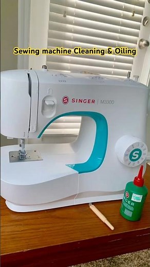 How to oil sewing machine| Quick cleaning& oiling sewing machine #singer #sewinghacks #sewingmachine