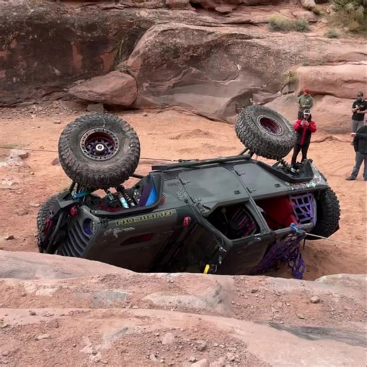 137K views · 842 reactions | How we rescued a Flipped Jeep #jeep #4x4 #offroad | OFF ROAD N CHILL | Facebook