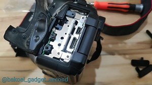 Description: USB/AV OUT/HDMI/MIC Interface Cap Port Cover Rubber. Suitable for Canon EOS 600D Camera. Perfect replacement for your cracked / broken / damaged / faulted rubber cover. Perfect new rubber cover replacement accessories to replace the dirty or broken one. Better dust proof protection. 100% brand new and high quality. Specification: Color: Black Material: Plastic Net weight: approx. 90g Dimensions: 3.2 x 1.4cm (1.26 x 0.55in), 2.9x1cm(1.14 x 0.39in) (approx) Compatible With: Canon EOS 