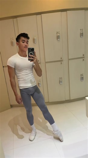 Ballerino (@.ballerino)’s videos with original sound - 𓆰𝙻𝚞𝚡𓆪
