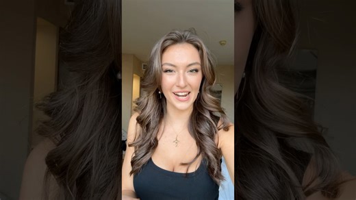 Model reveals a crazy balcony in her Barcelona hotel room