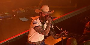 Post Malone plays free concert on Broadway for grand opening of his new bar