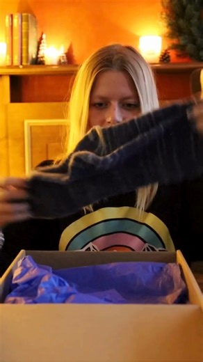 2.2K views | Grab your FREE gift  Only for a limited time – shop the funniest gifts & bag your extra treat. ✨ No boring stuff – just real wow moments ⭐ Over 200,000 happy customers  Zero risk: 100-day free returns | Firebox | Facebook