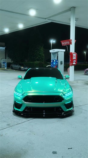 Stunning Nighttime Color Effects @Tinybot