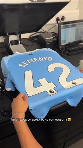 Man City fans, how we feeling about your new No.42?🔵🤯 Antoine Semenyo officially signs for #ManCity! #JDSports #JD #ManchesterCity #PremierLeague #FootballTiktok #Football #FootballEdit #AntoineSemenyo #FYP