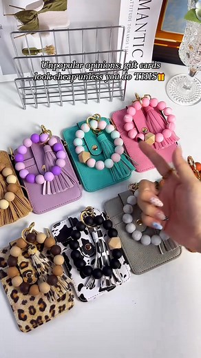  I picked these boho keychains in different colours for my friends and family — each one as unique as the person receiving it! ✨  They’re vibrant, meaningful, and filled with love — the perfect little gifts to share this season.  Every time they see them on their bags, they’ll think of me — and that makes it even more special.  Get yourshttps://t.site/47Lctk5 | Motiontal | Facebook