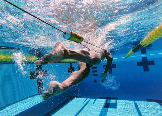 Strength, Speed, Explosiveness: The Benefits of Power Workouts in the Pool