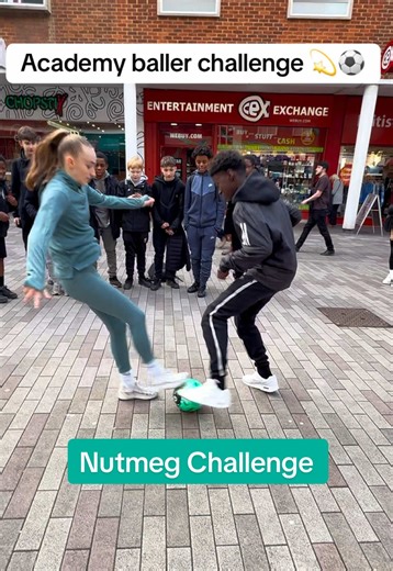 Nutmeg Challenge: Unleash Your Freestyle Skills!