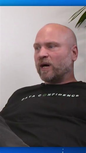 Is your data governance strategy stuck in a "bottom-up" approach? ⬆️ That might be why it’s not sticking. Siemens Kevin Falkenstein has been there, and he explains to our own Stijn (Stan) Christiaens why that's a difficult way to get buy-in. The game-changer for Siemens? A top-down cultural shift. By proclaiming to be a "data-driven company," they moved data from a "side note to center stage." When data is central to the business strategy, governance becomes a natural priority for everyone, not 