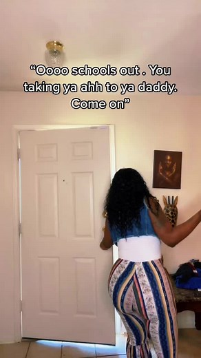 Summer time. I’m outside . Bye kids 🥰😍 #fyp #jokes #kids #momandson