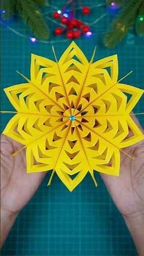 Gorgeous Paper Snowflakes ❄️✨Beginner-Friendly Craft