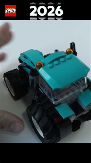 Building the LEGO Farm Tractor 🚜 (60498)