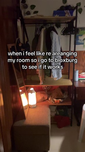 playing bloxburg 2020 was a diffrent feeling 😍😍😍 #bloxburg #roominspo #roomaesthetic #rearranging #makeover
