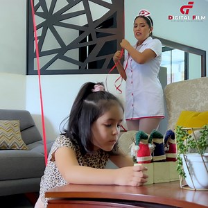 38M views · 379K reactions | Enfermera genio hizo el plan perfecto por amor a su pequeña hija | Mi Poesia | Facebook