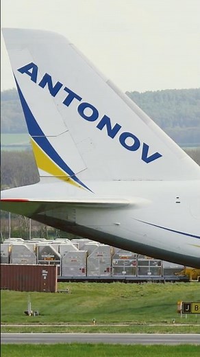 The Incredible Antonov AN-124: A Close-Up View