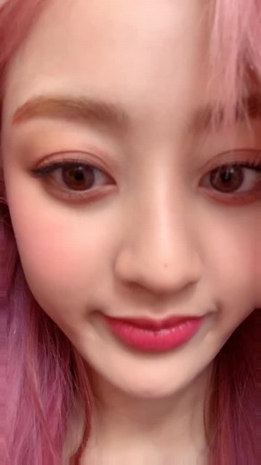 #프리즘필터 #늙음필터 #나빌레라 #퍼즐스티커 #안경유무 #강아지얼굴 #절규 #우 #TWICE #트와이스 #MOREandMORE