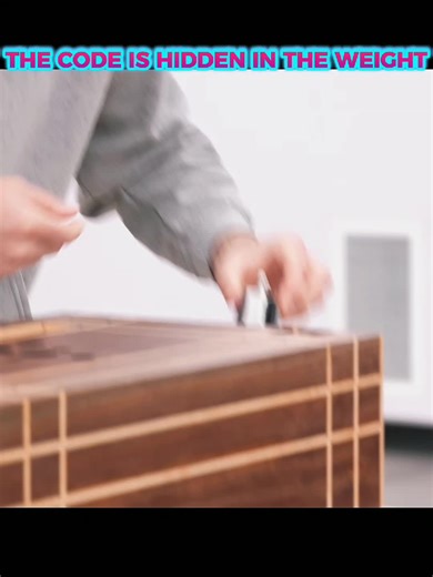 The Combination Was Right In Front Of Me #unboxtherapy #techunboxing #gadget #review #viral