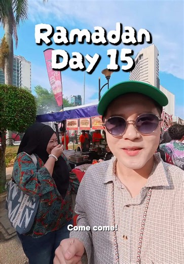 Ramadan day 15 - Hari ini kita singgah di Bazar Kompleks PKNS Shah Alam. MERIAHHHHH gilerrr ye! And I met this sweet and funny sis to teman me while I buy Mee Mamu. YOU ALL… Their definition of “pedas manja”… AHHHHHHHHH! 🔥🔥🔥