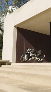 74K views · 1.4K reactions | The V4CR’s flowing lines, distinctive forward angle of the engine, and signature hourglass silhouette all embody the hallmarks of Norton’s DNA. #V4CR #NortonMotorcycles | Norton Motorcycles | Facebook