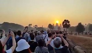 80K views · 1.2K shares | The equinox is revealed at Angkor Wat on March 23,2016 for it exiting, amazing, and literating magical event. This is truly phenomenon how associate Angkor Wat to the journey of the sun but this is really man made along the astrological concept. Never try never know, You are really awesome Angkor Wat ! by: Sakriya Sorn | Amazing Cambodia | Facebook