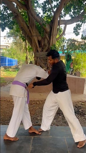 1 Simple Trick to Escape Any Attacker #Safety #Training #Fitness #SelfProtection