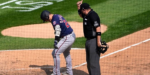 Donaldson's HR trot ends with ejection