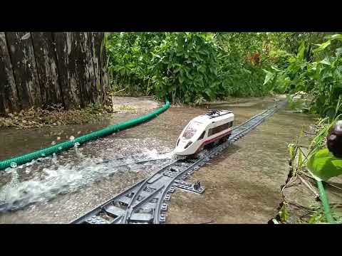 Water Park . Lego passenger Train 60051