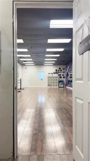 When the teenagers try to distract me 🙅🏻‍♀️🌮🔔 | Spotlight Studio