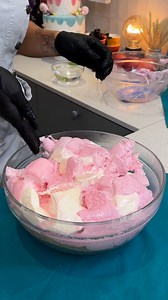 95K views · 141 reactions | R2-D2 Hologram Cake! Join the cake side - it’s sweeter 烙 | Chefclub Network | Facebook