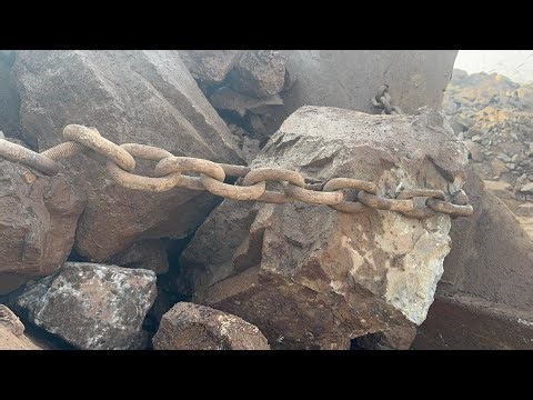 Excavator working”Humring and Drilling”And operator view#excavators #excavatorvideos #excavator#sand